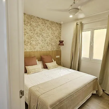 아파트 Brand New Center