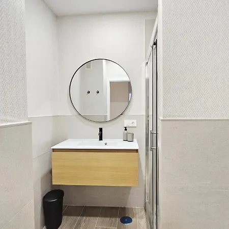 Brand New Center 아파트 *